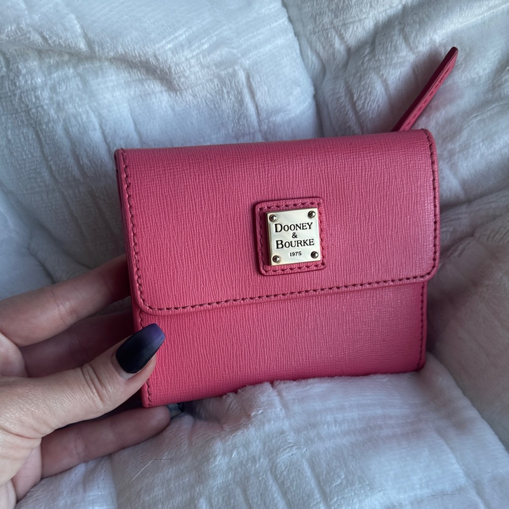 Dooney & Bourke Coral Wallet